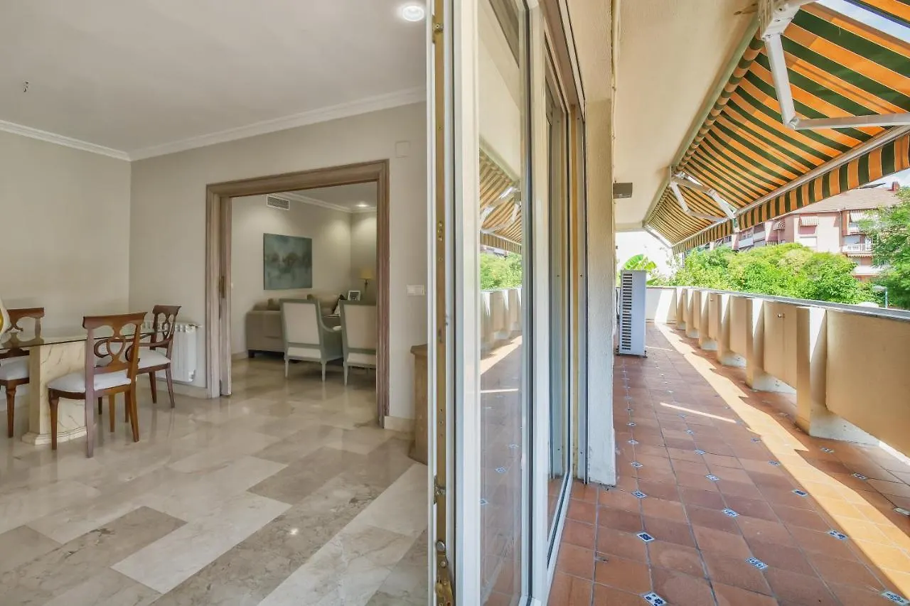 Apartamento Los Tilos & Parking & Piscina Кордова