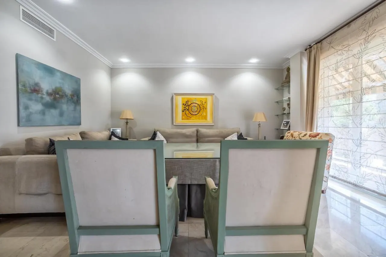 Apartamento Los Tilos & Parking & Piscina Кордова